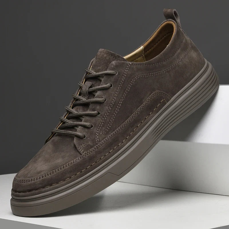 Sneakersy Velar z zamszu