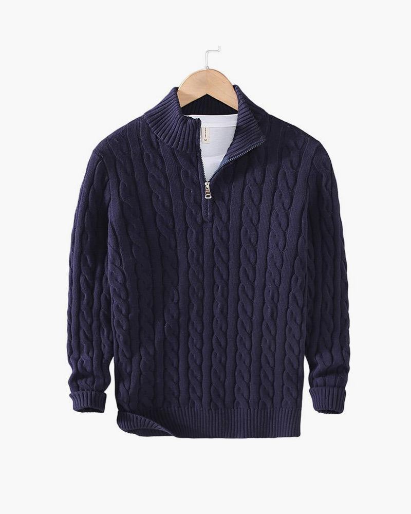 Sweter warkoczowy z półzamkiem