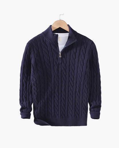 Sweter warkoczowy z półzamkiem