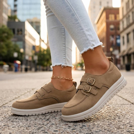 Sneakersy Thessaly na platformie