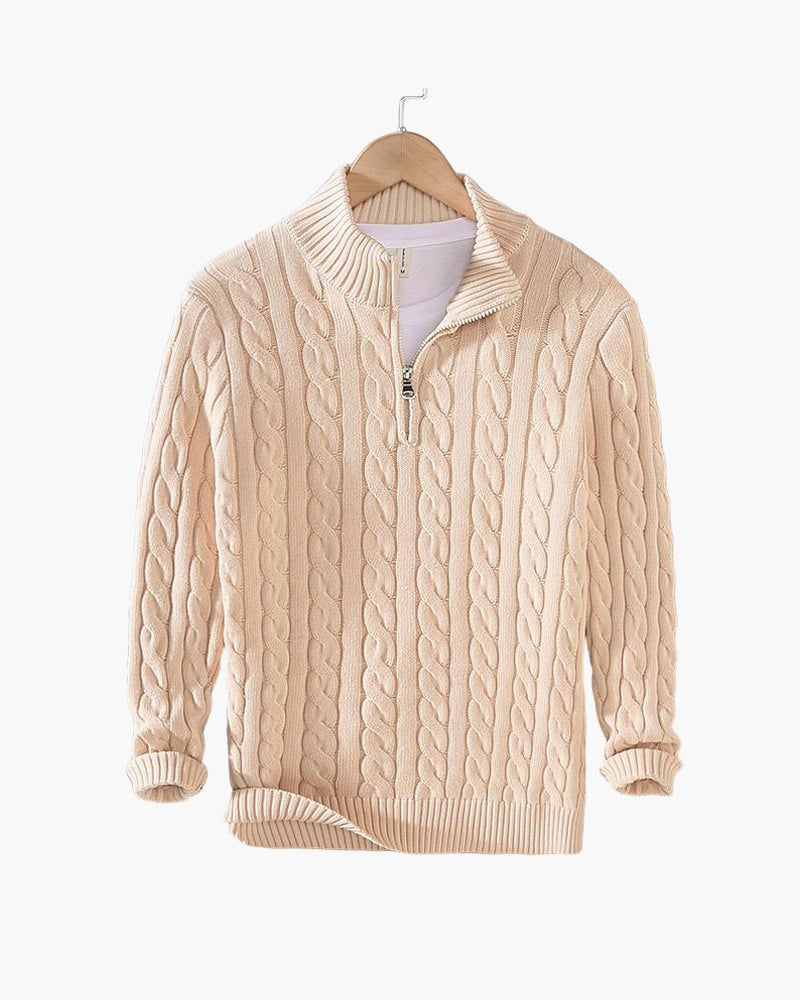 Sweter warkoczowy z półzamkiem