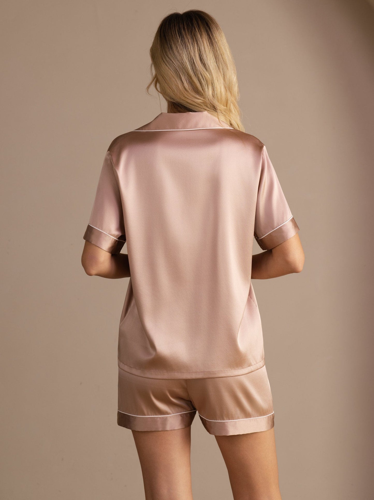 Piżama damska 100% z jedwabiu z krótkim rękawem i szortami