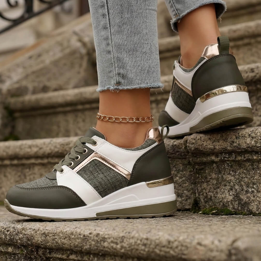 Sneakersy Arina na koturnie