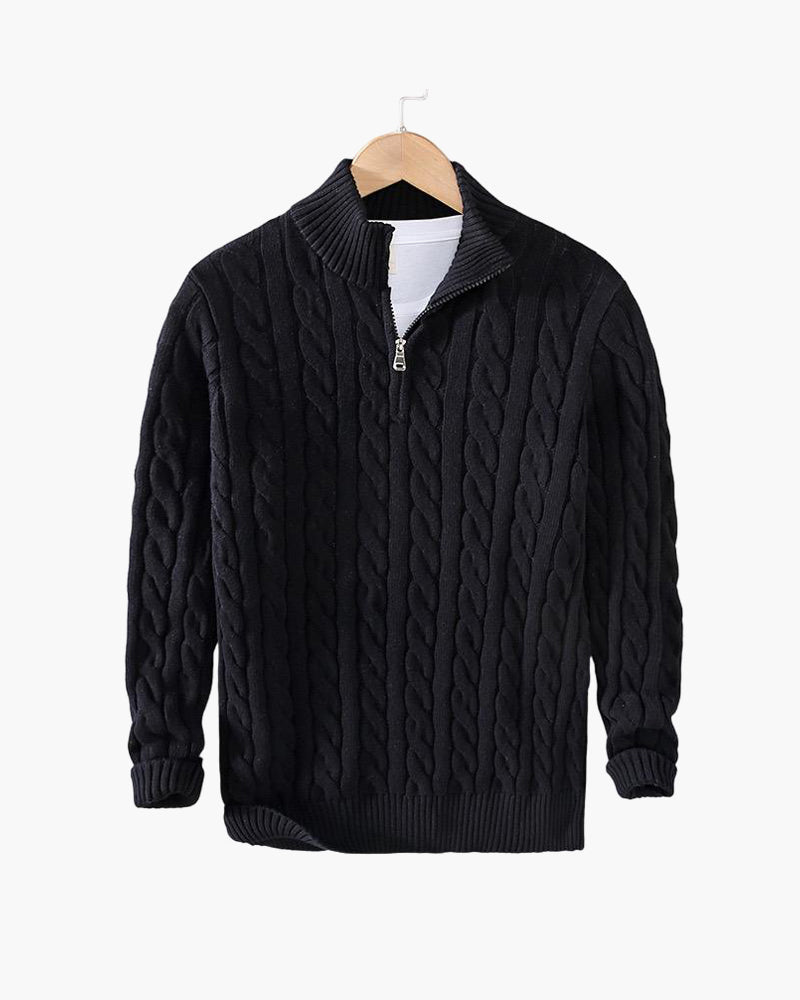 Sweter warkoczowy z półzamkiem